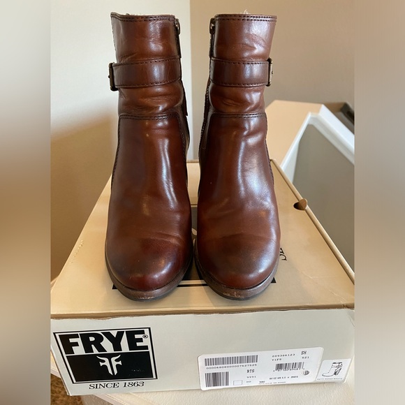 Frye Patty Riding Boots - Leather block heel - size 5.5 - Picture 2 of 6